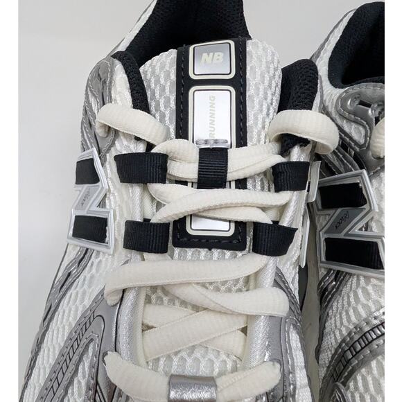 New Balance 1906R Women's Classic Sneakers Grey and Black Women's Size 10.5 - Picture 9 of 14